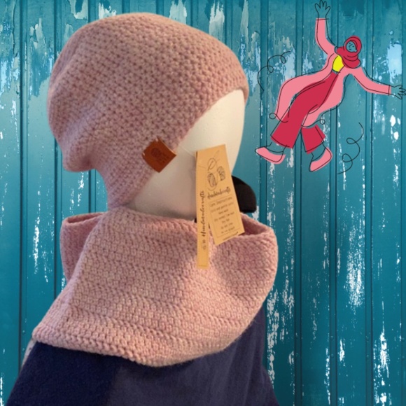 Anardana Spice Hat and Cowl Set (Crochet) - Picture 3 of 5